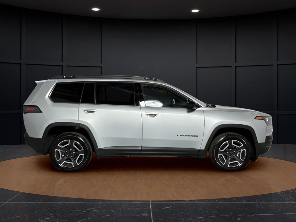 New 2026 Silver Zynith Clearcoat Jeep Limited image 6