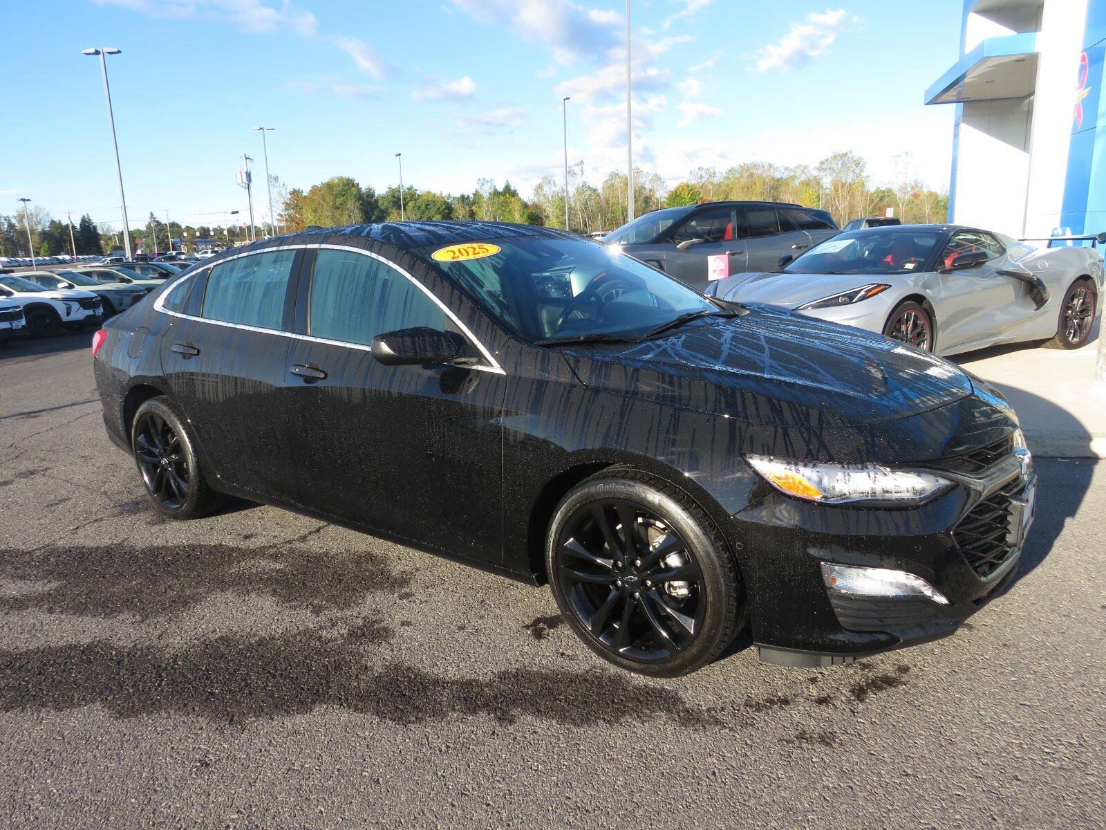 Used 2025 Mosaic Black Metallic Chevrolet LT image 5