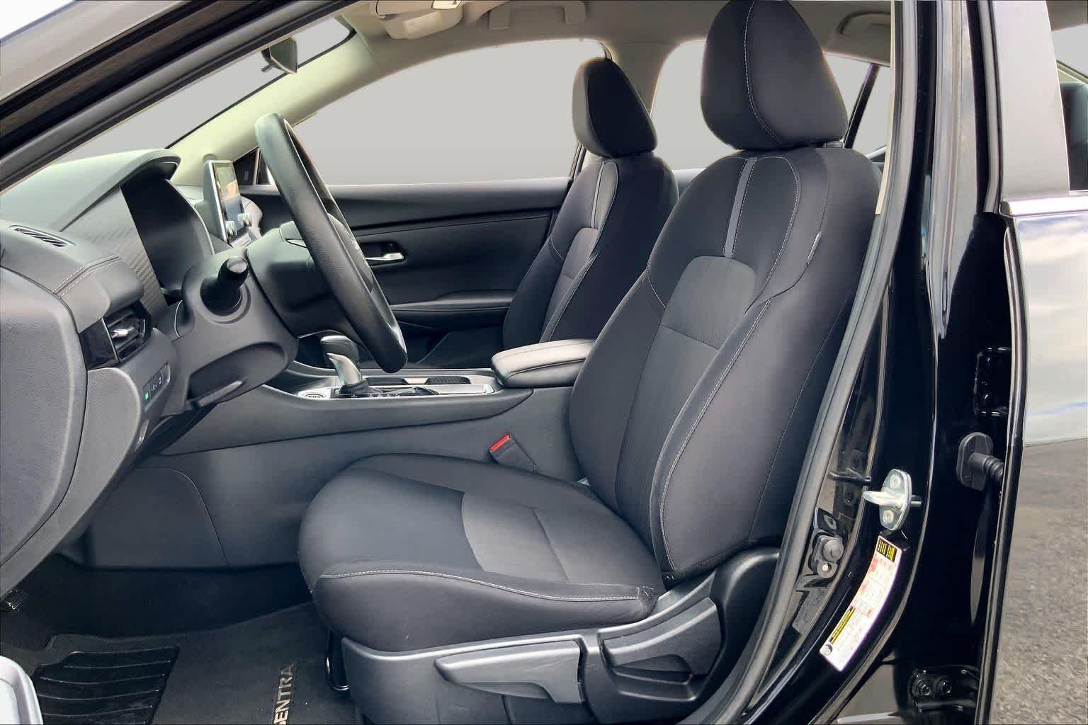 Used 2024 Super Black Nissan SV image 8