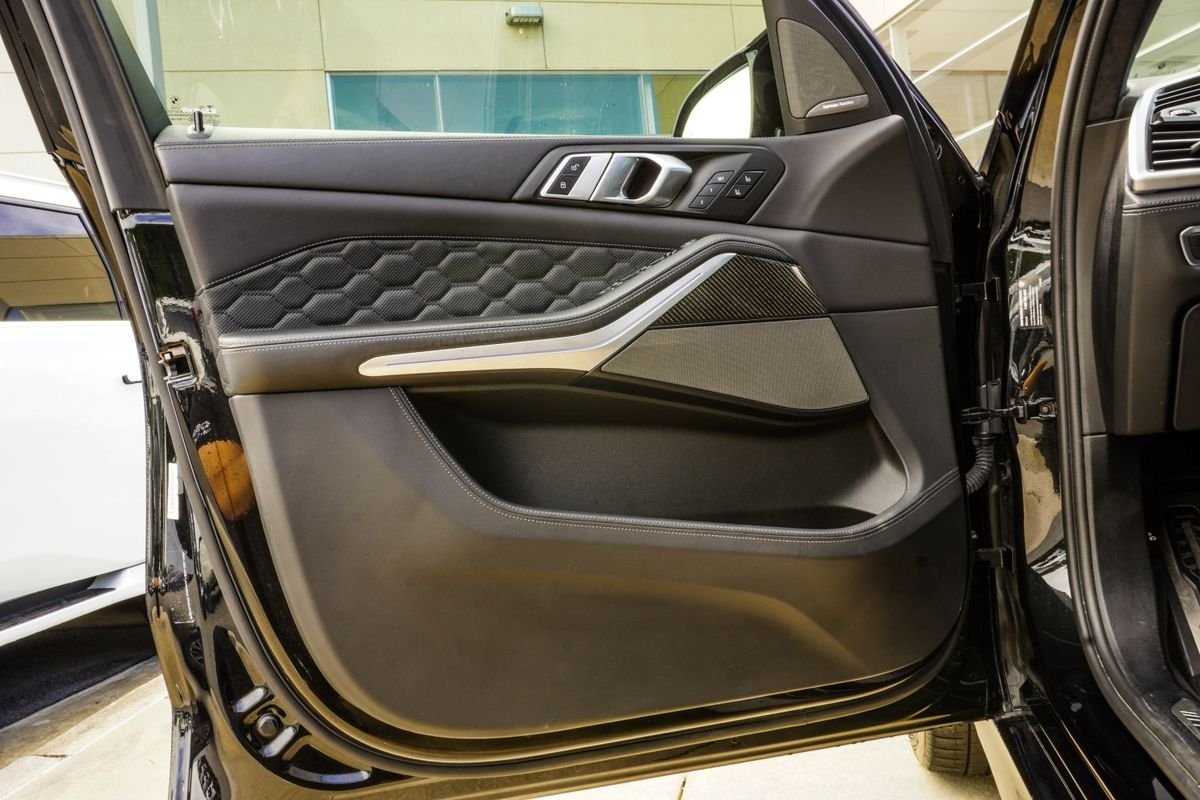 Used 2022 Black BMW Base image 34