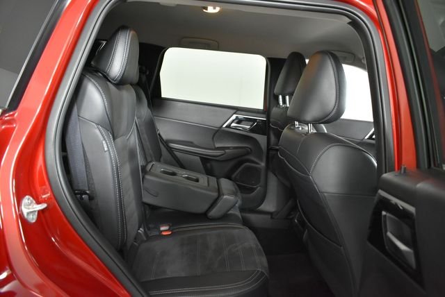 2024 Mitsubishi Outlander SE - Photo 19