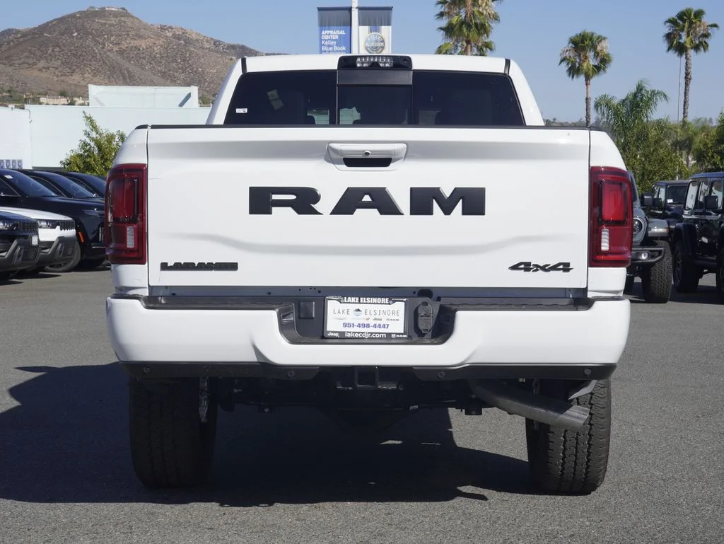 New 2026 Bright White Clear-Coat Exterior Paint RAM Laramie image 4