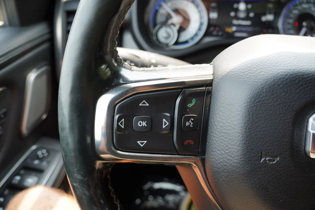 Used 2019 Diamond Black Crystal Pearlcoat Ram Limited image 38