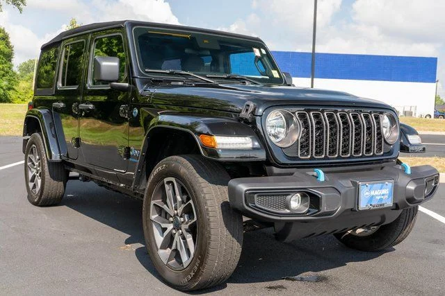 Used 2024 Black Jeep Sport S 4xe image 4