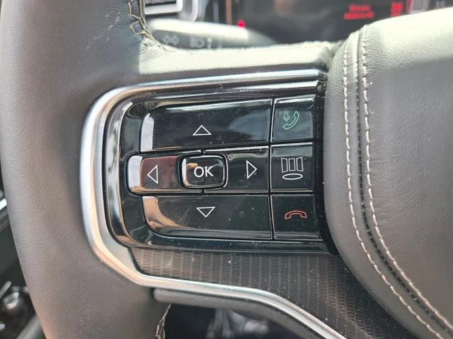 2025 Jeep Grand Wagoneer L Series II - Photo 28