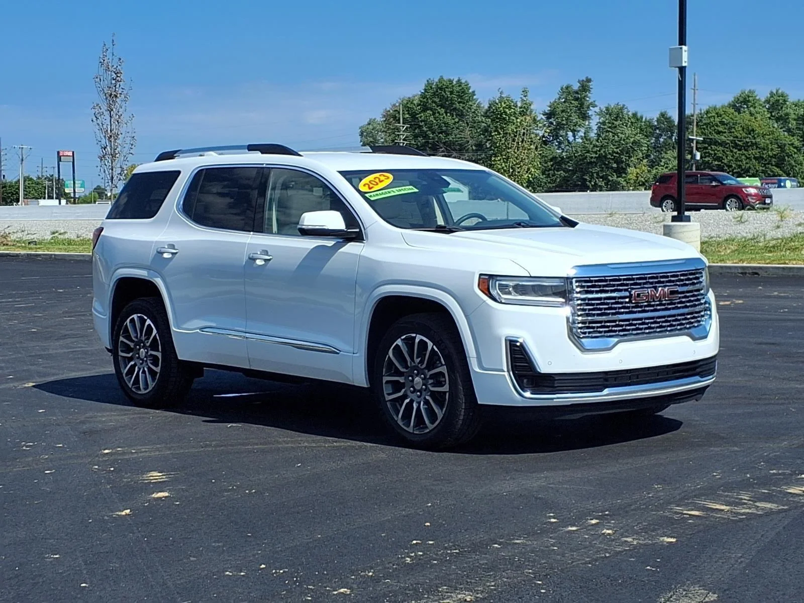 Used 2023 Summit White GMC Denali image 36