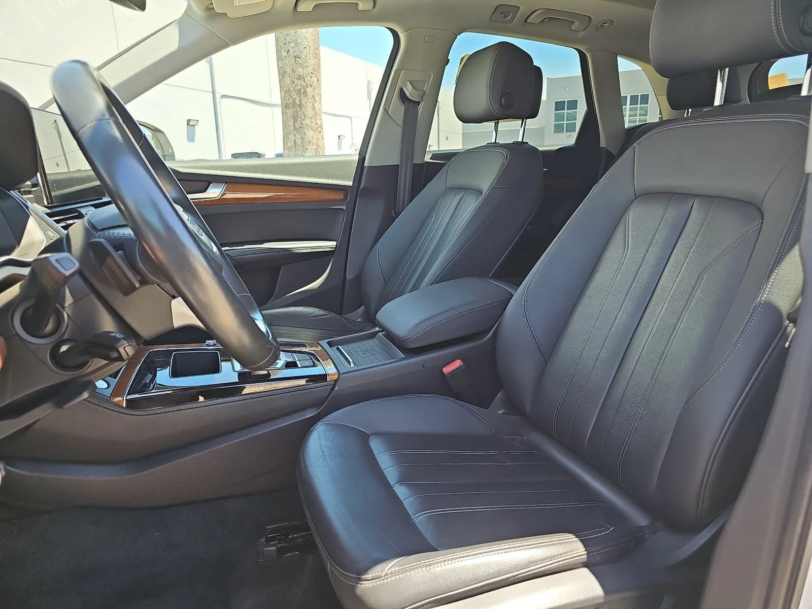 Used 2021 White Audi 45 Premium Plus image 15