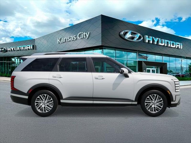 New 2027 Creamy White Hyundai SEL 7P image 7