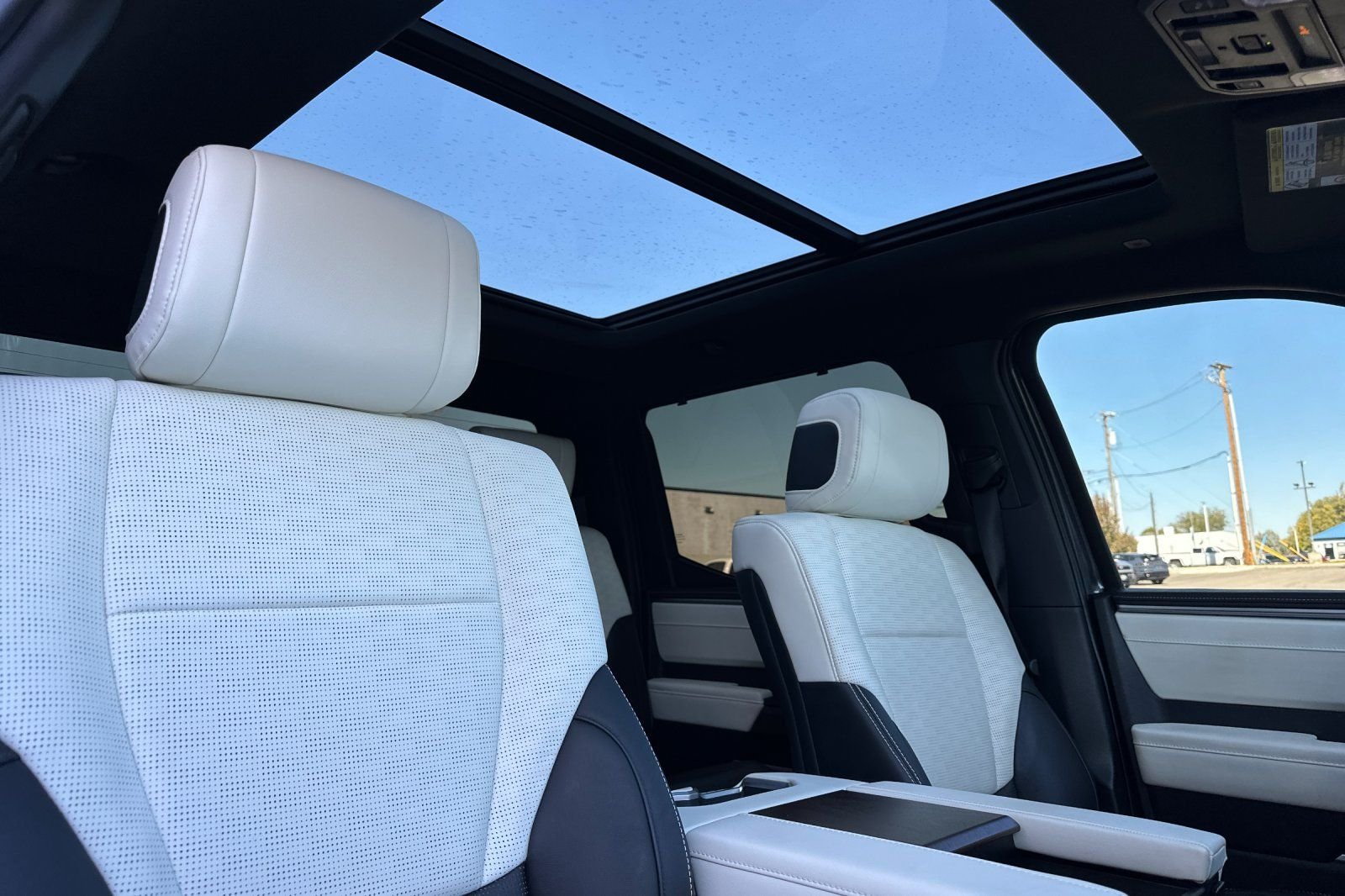 2024 Toyota Tundra Capstone - Photo 16