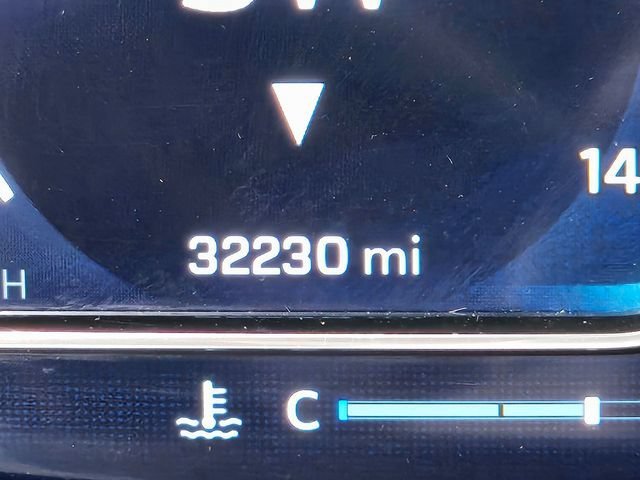 Used 2024 Summit White Chevrolet RST image 19
