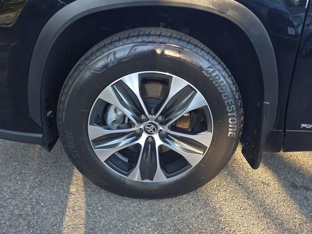 Used 2026 Black Toyota XLE image 34