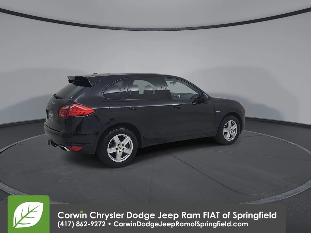Used 2014 Black Porsche Diesel image 15