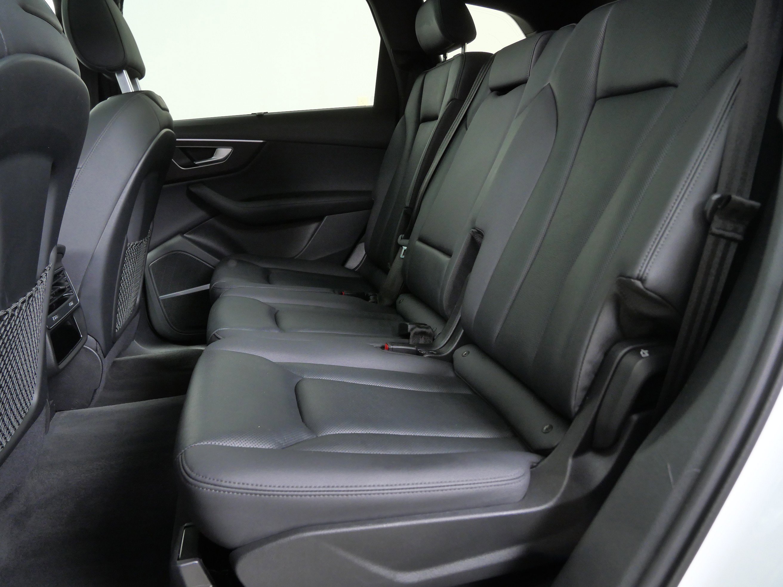 Used 2023 CARRARA WHITE Audi Premium Plus image 17