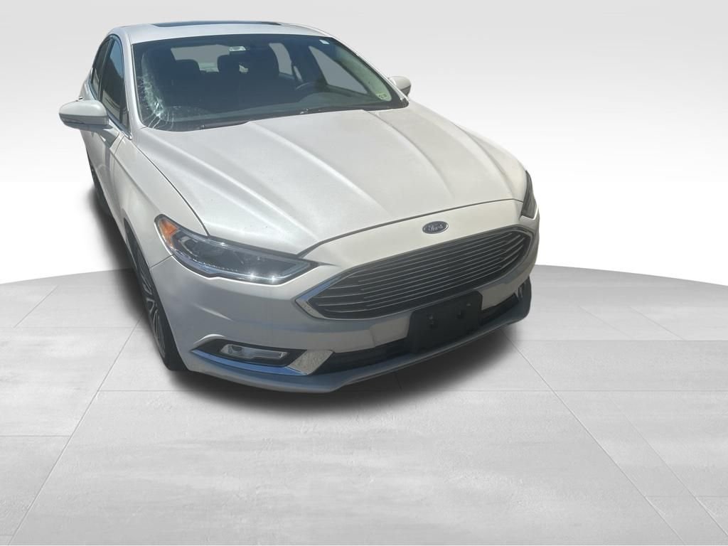 Used 2017 White Ford SE image 33