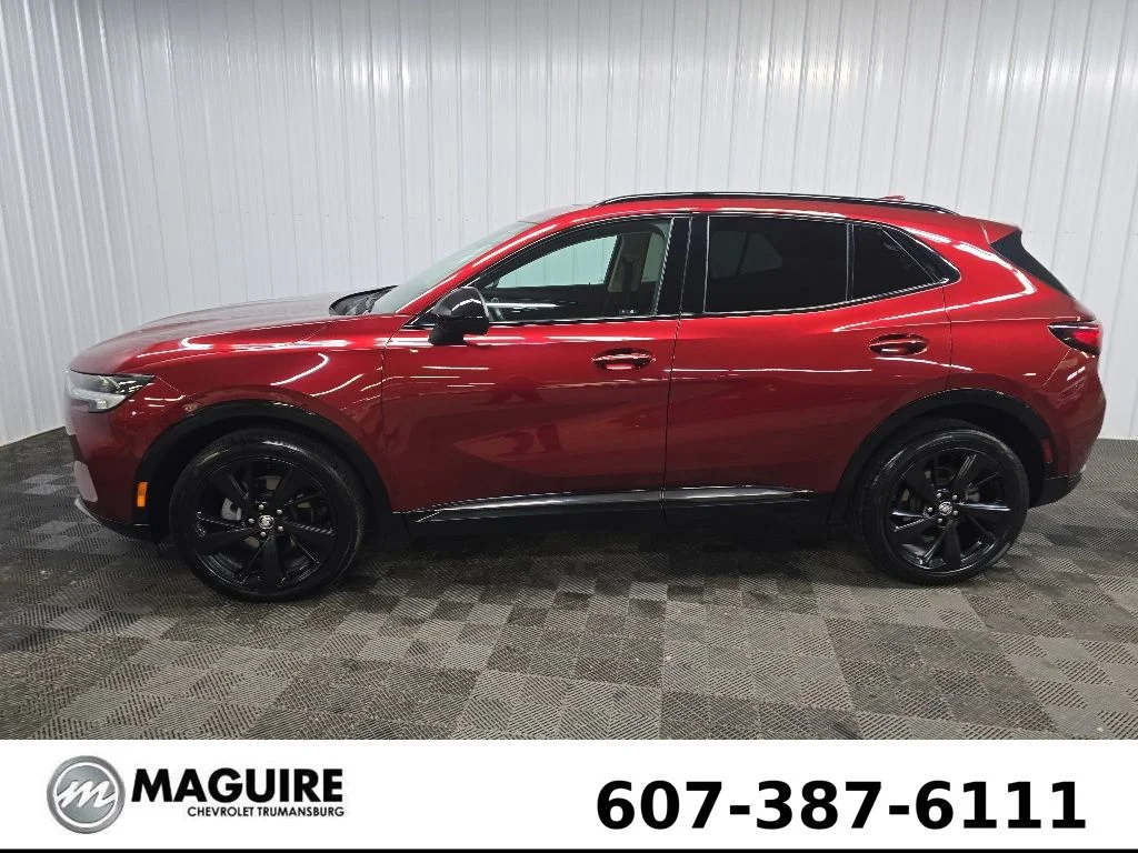 Used 2022 Red Buick Essence image 5