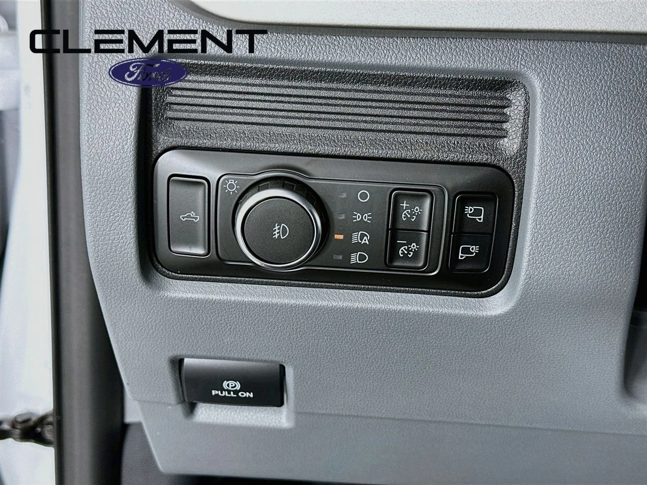 New 2026 Oxford White Ford F-350® XLT image 13