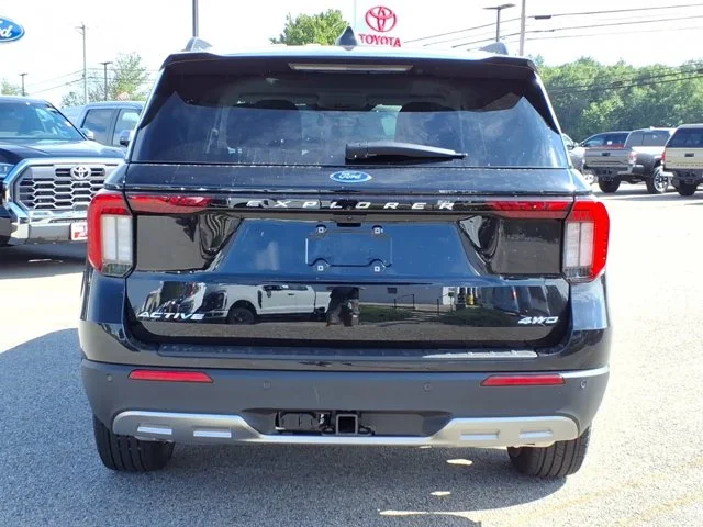 New 2026 Agate Black Metallic Ford Active image 25