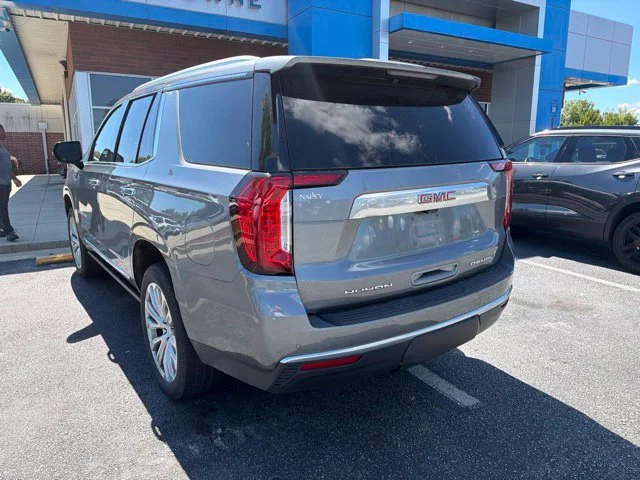 Used 2022 SATIN STEEL METALLIC GMC Denali image 4