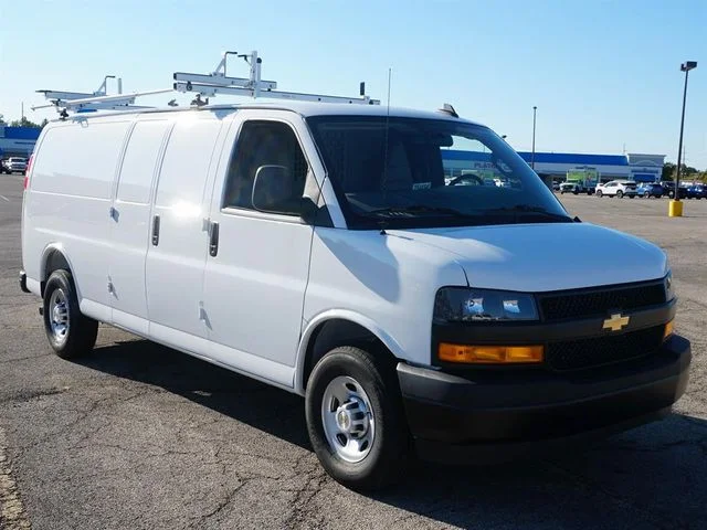 New 2025 White Chevrolet Work Van image 4
