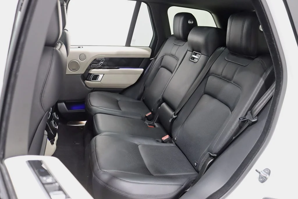 Used 2021 White Land Rover Westminster image 26