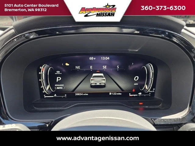 Used 2022 Majestic White INFINITI LUXE image 27