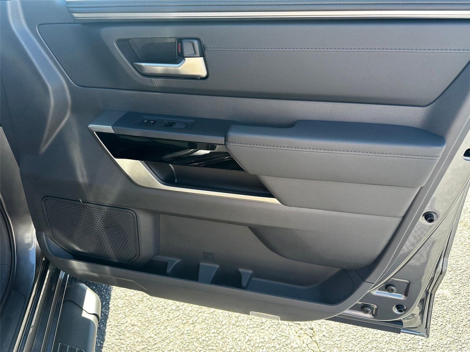 Used 2025 Magnetic Gray Metallic Toyota Limited image 28