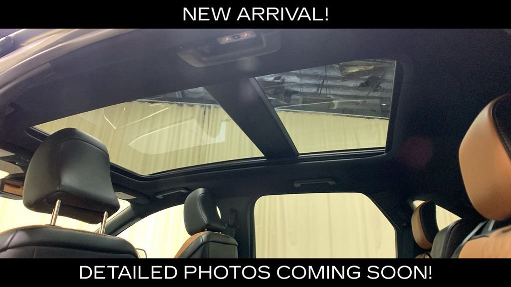 Used 2024 Silver Metallic Ford Titanium image 25