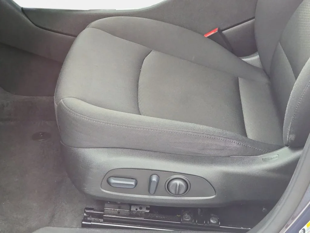Certified Used 2025 Night Chevrolet LT image 26