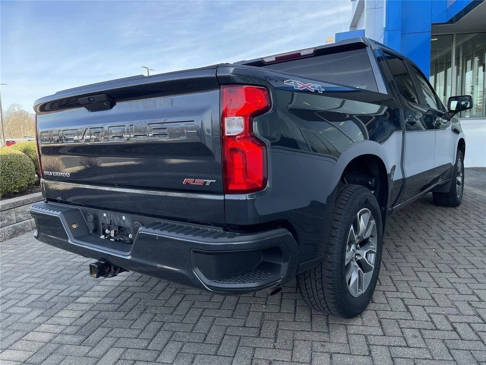 Used 2022 Shadow Gray Metallic Chevrolet RST image 5