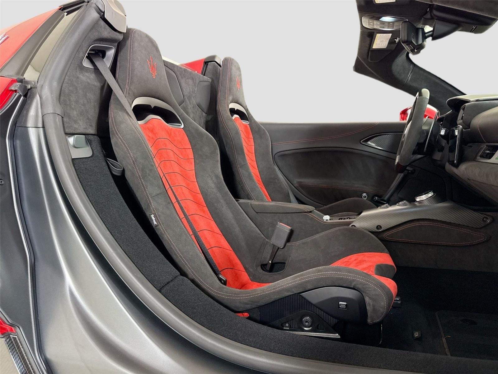 Used 2023 Exclusive Rosso Vincente Maserati Cielo Spider | $350k MSRP | Carbon Race Seats | Int & Ext Carbon image 29