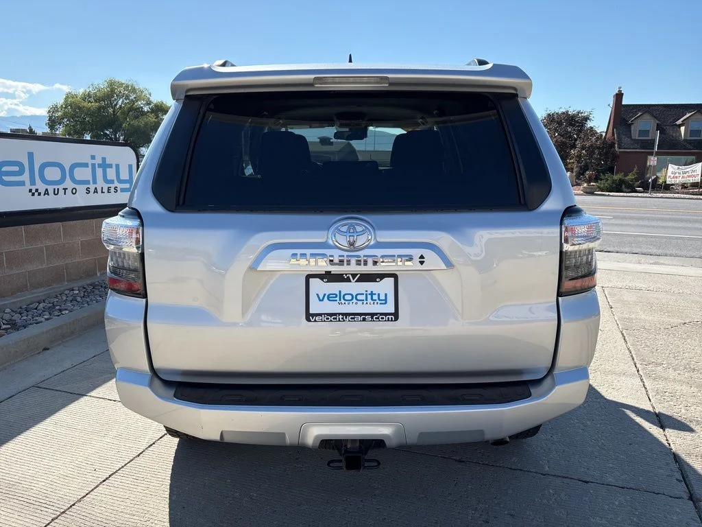 Used 2024 Silver Toyota SR5 image 5
