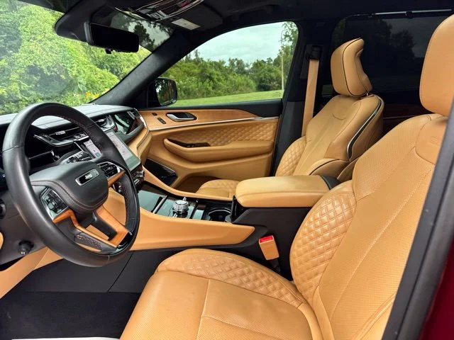 Used 2023 Red Jeep Summit Reserve image 17