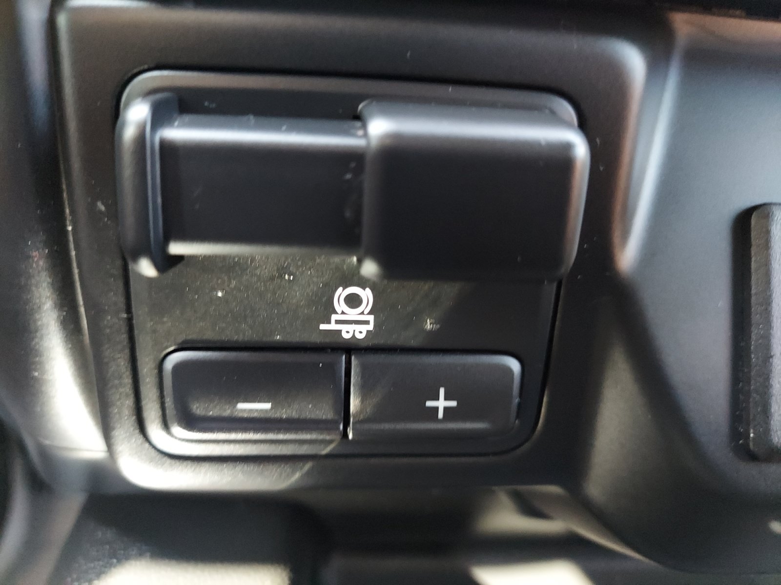 Used 2021 Northsky Blue Metallic Chevrolet RST image 29