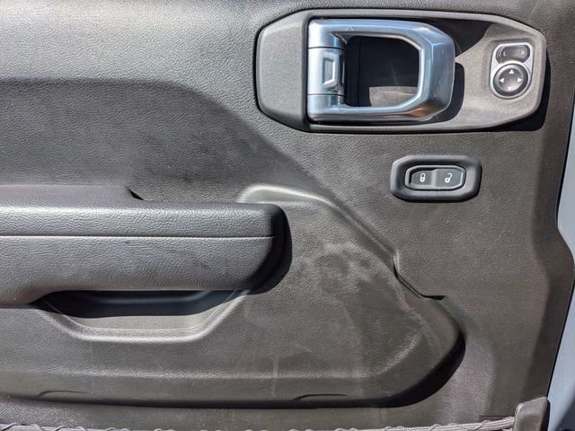 Used 2024 Gray Jeep Rubicon image 28