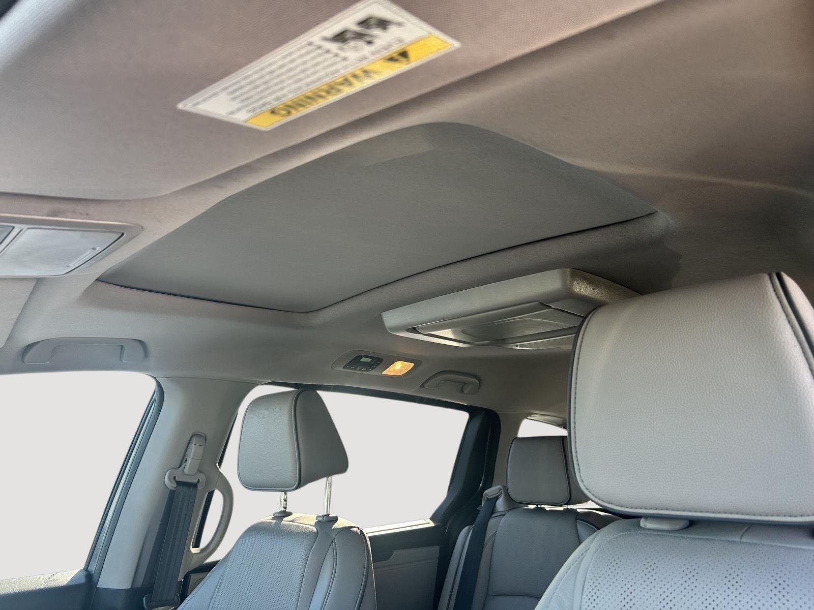 2024 Honda Odyssey Elite - Photo 15