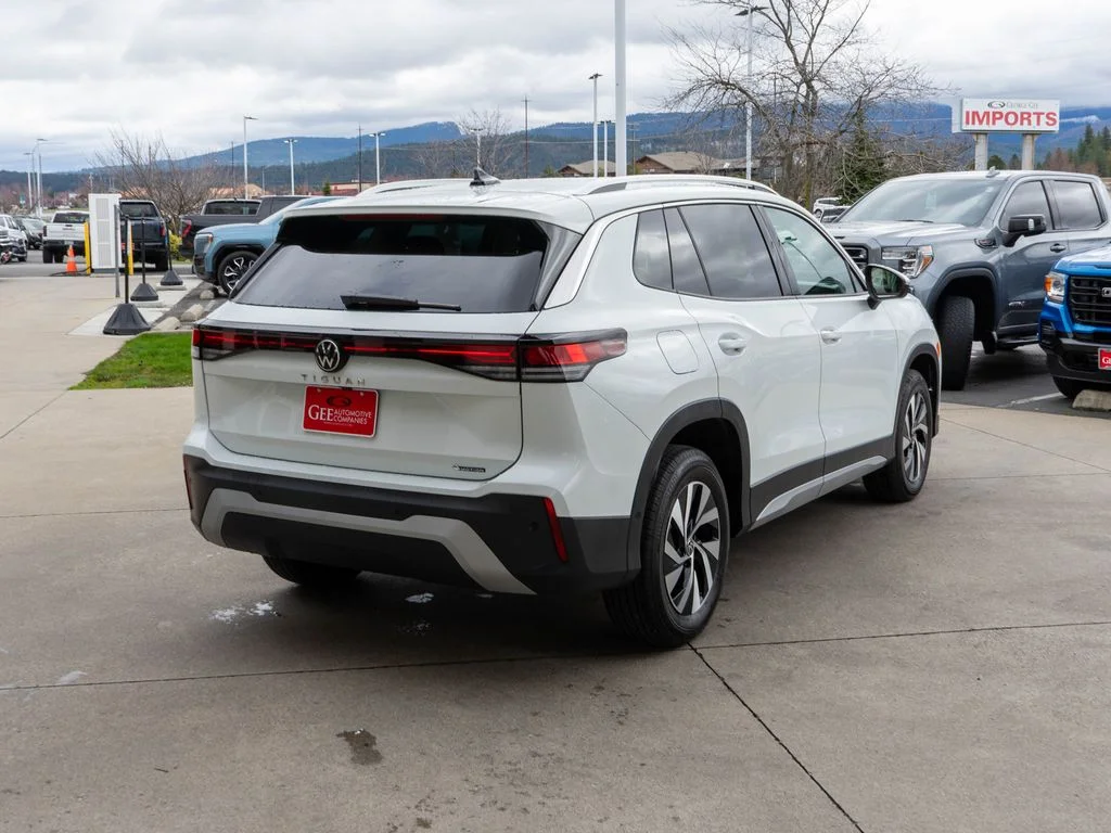 2025 Volkswagen Tiguan S - Photo 8