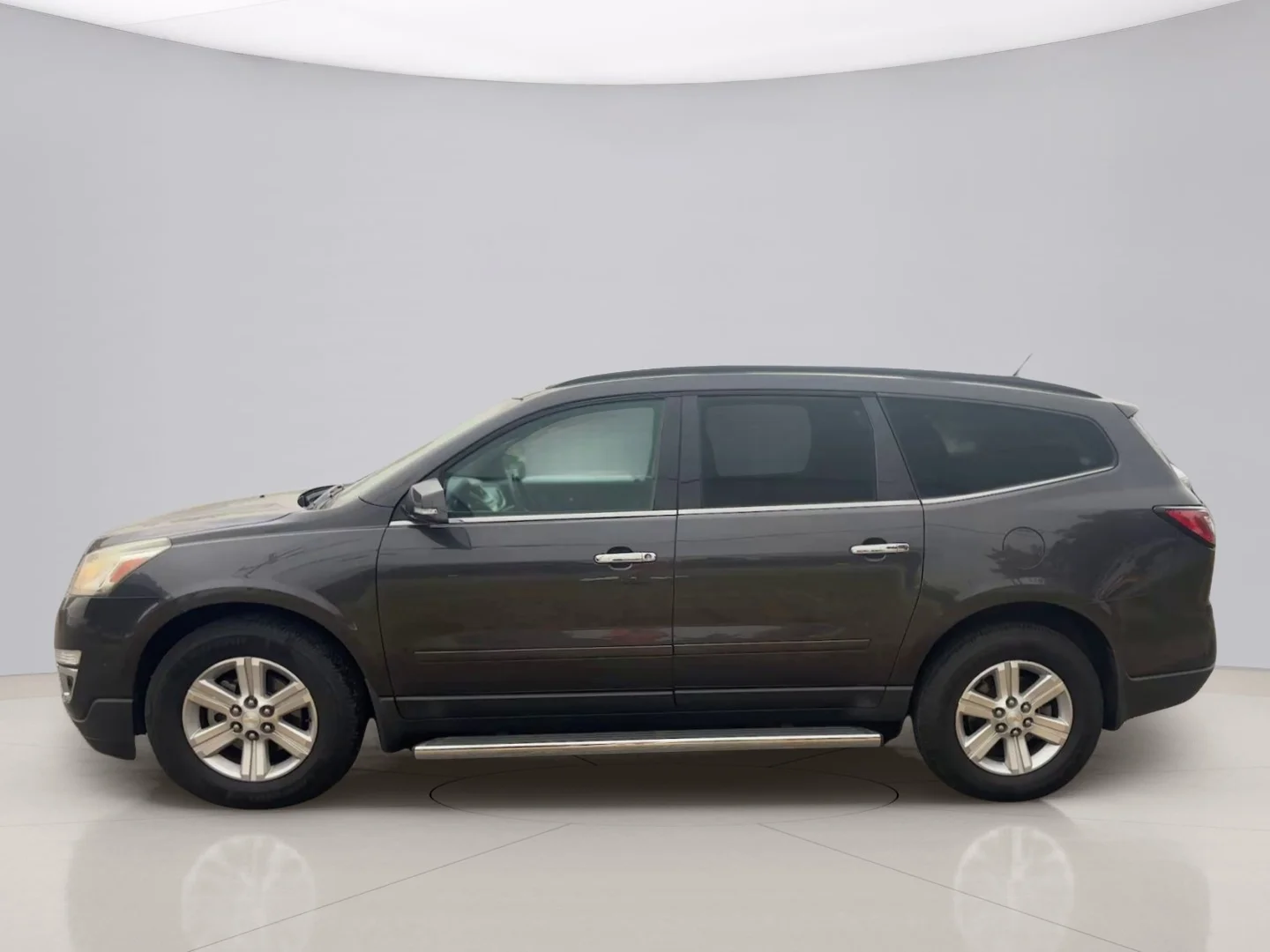 Used 2014 Grey Chevrolet LT image 3