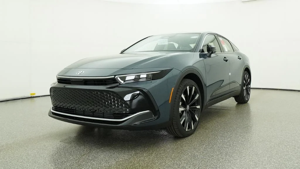 New 2026 Storm Cloud  Toyota Platinum image 40