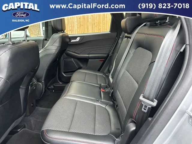 Used 2023 Silver Ford ST-Line image 17