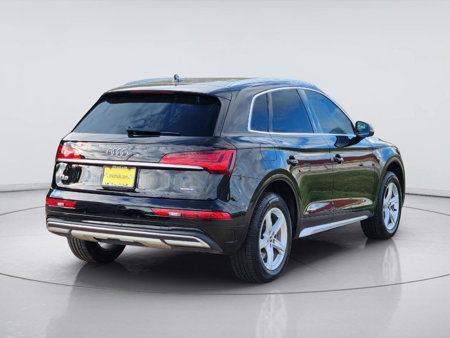 Used 2021 Brilliant Black Audi Premium image 4