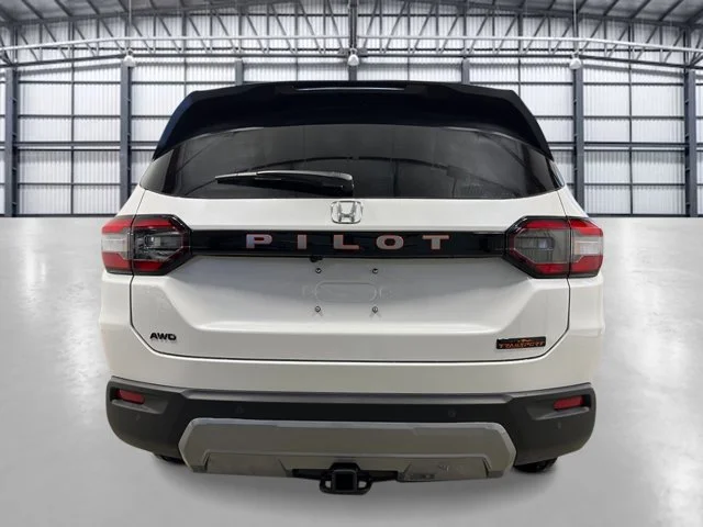 New 2026 Platinum White Pearl Honda TrailSport image 4