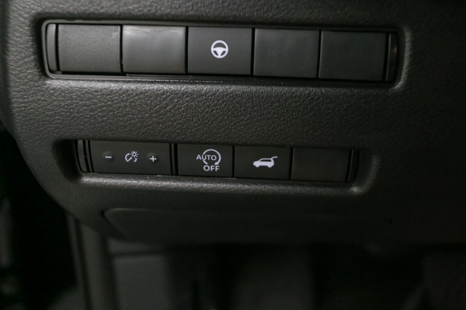 Used 2026 Super Black Nissan SV image 38