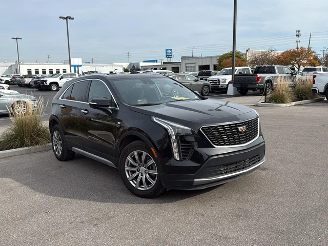 2022 Cadillac XT4 AWD Premium Luxury
