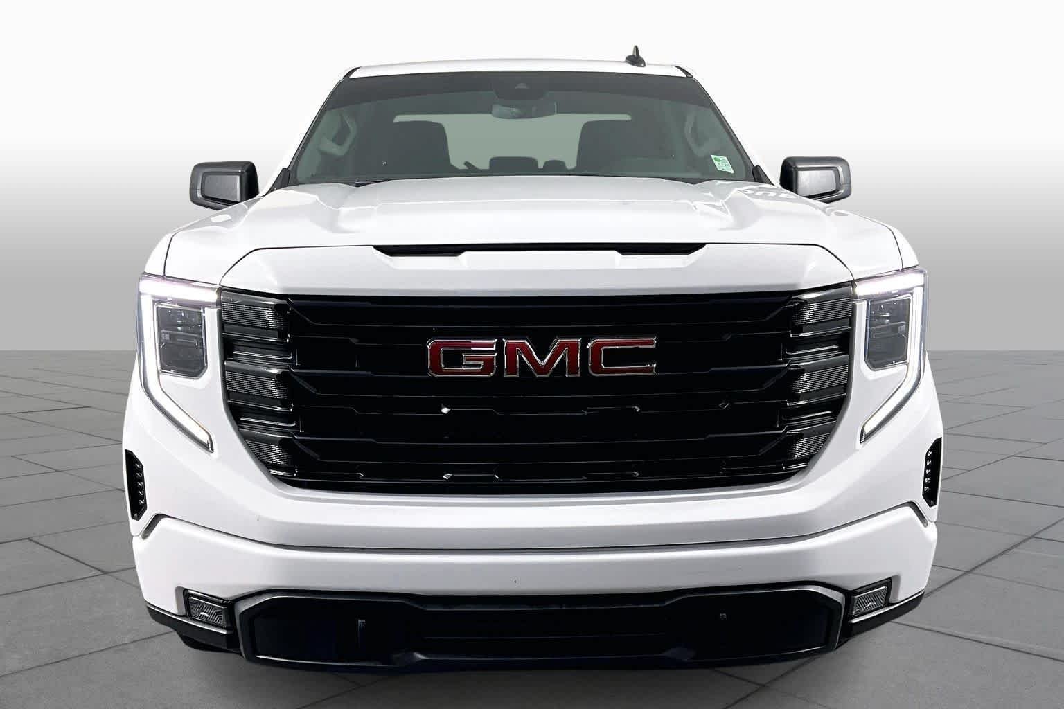 Used 2023 Summit White GMC Elevation image 4