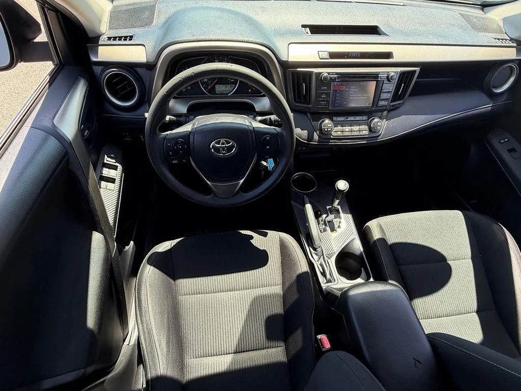 Used 2013 Gray Toyota XLE image 13