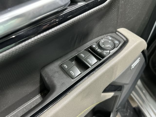 Used 2025 Gray Chevrolet ZR2 image 19