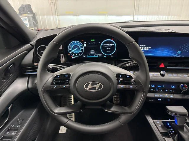 2025 Hyundai Elantra Blue - Photo 10
