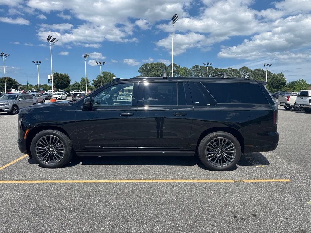 Used 2025 Black Cadillac Sport Platinum image 2