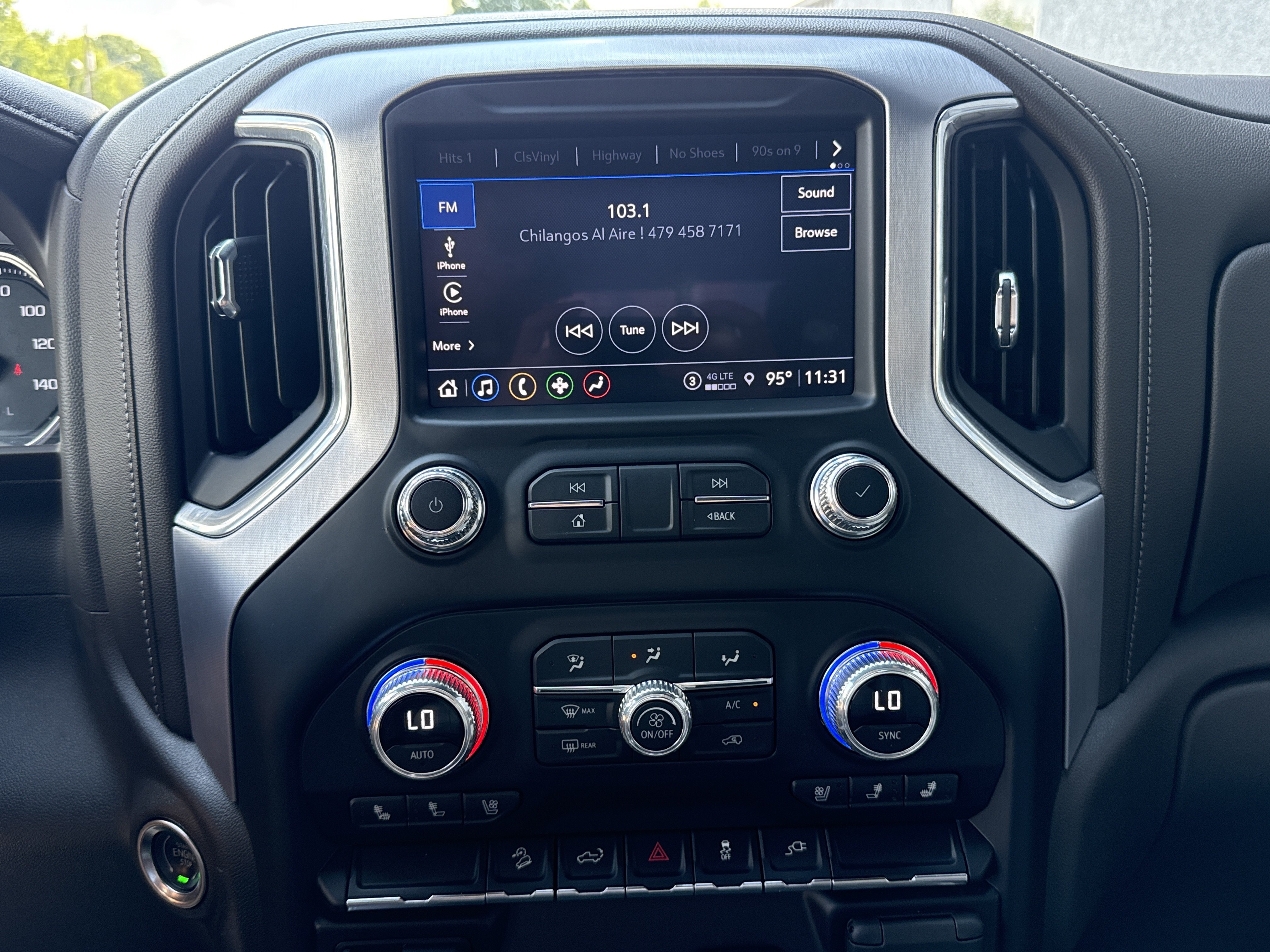 Used 2022 Dark Sky Metallic GMC SLT 4WD image 17