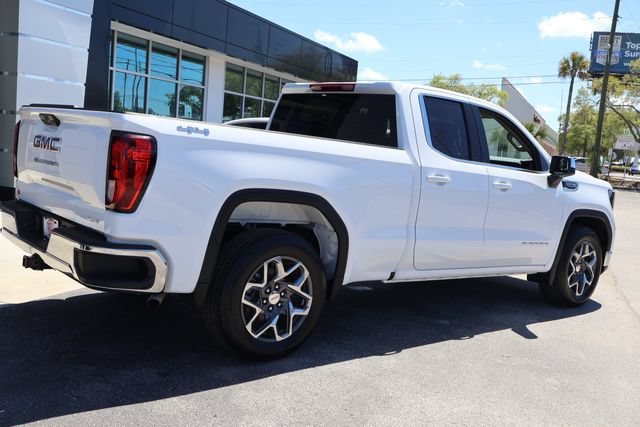 New 2026 Summit White GMC SLE image 9
